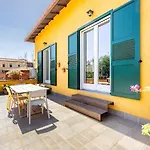 Loft In Garbatella Διαμέρισμα *
