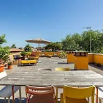 Loft In Garbatella Διαμέρισμα *