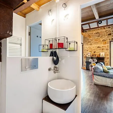 Loft In Garbatella 아파트 *